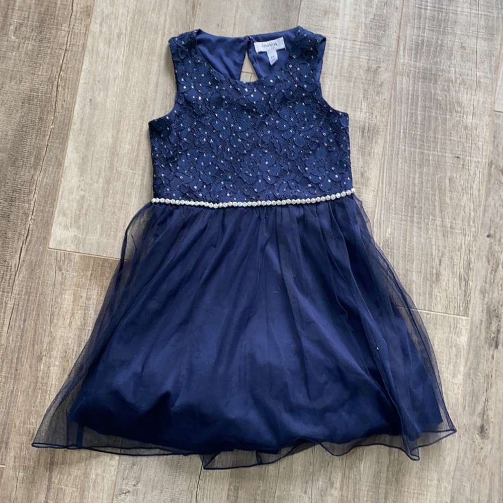 Speechless kids size 6x navy blue dress.